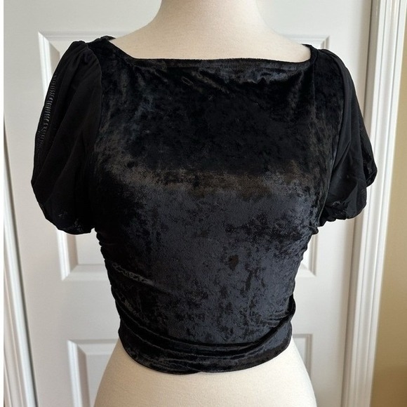 Free People Tops - Free People JR Black Crushed Velvet Puff Sleeve Cutout Back Crop Whimisgoth XS